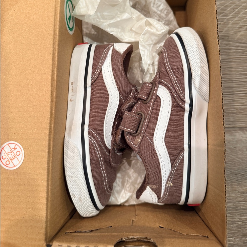 Vans Brooklyn toddler shoes - size 7